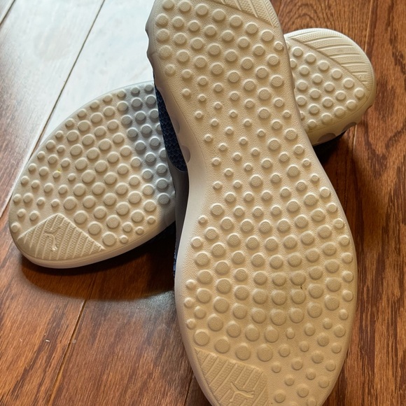 Puma Men’s Sneakers Size 8 - Picture 8 of 11